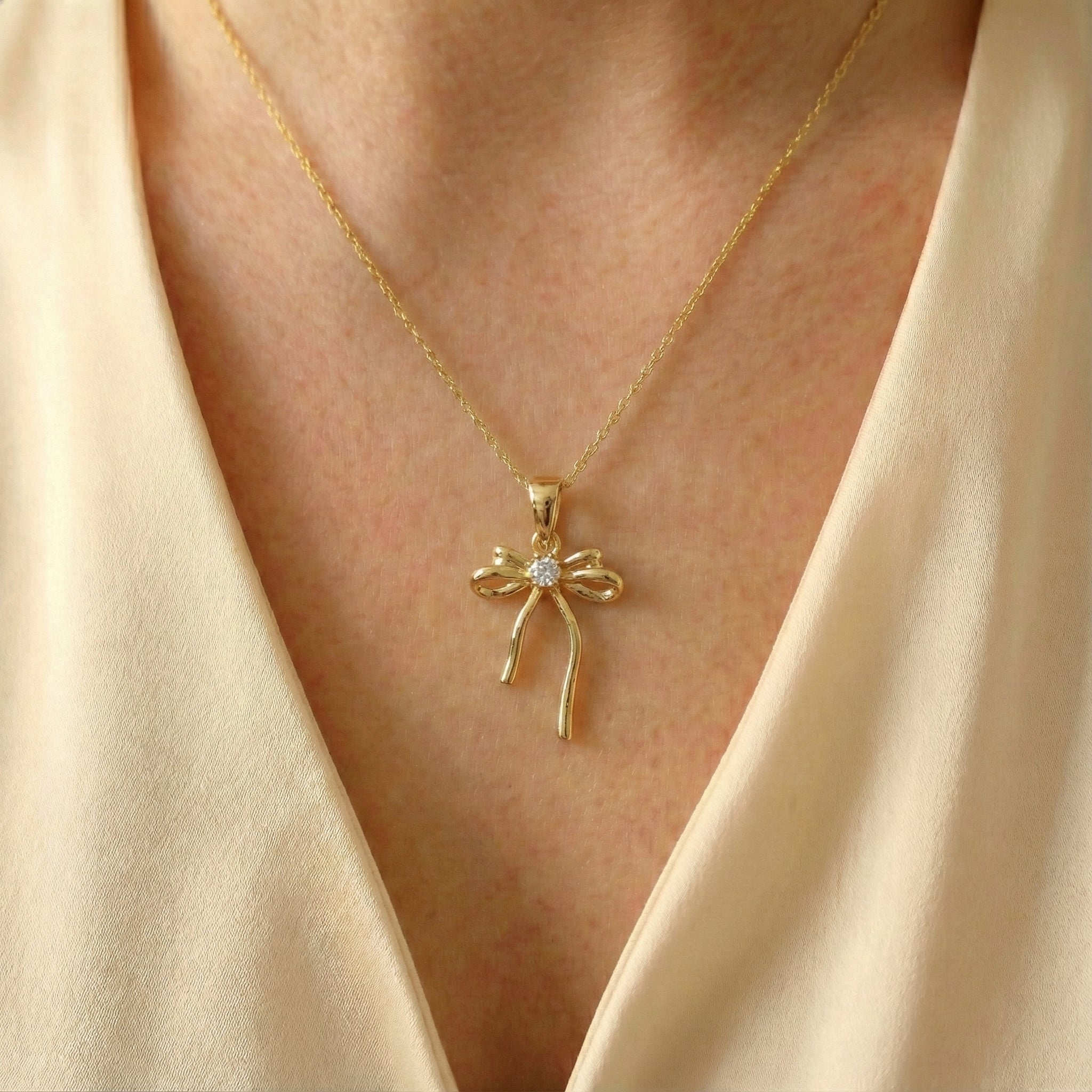 Dainty Polished Bowknot & Stone Pendant