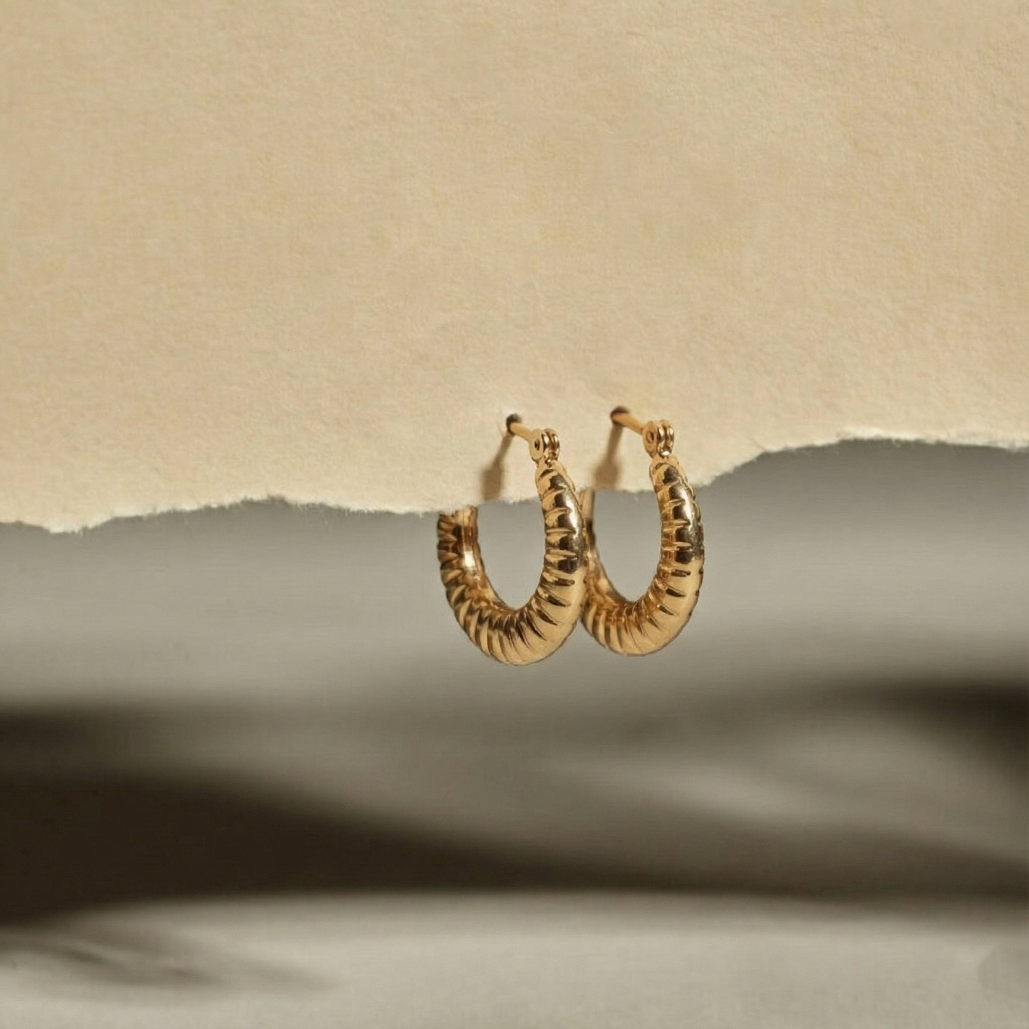 Pleated Chunky Hoops