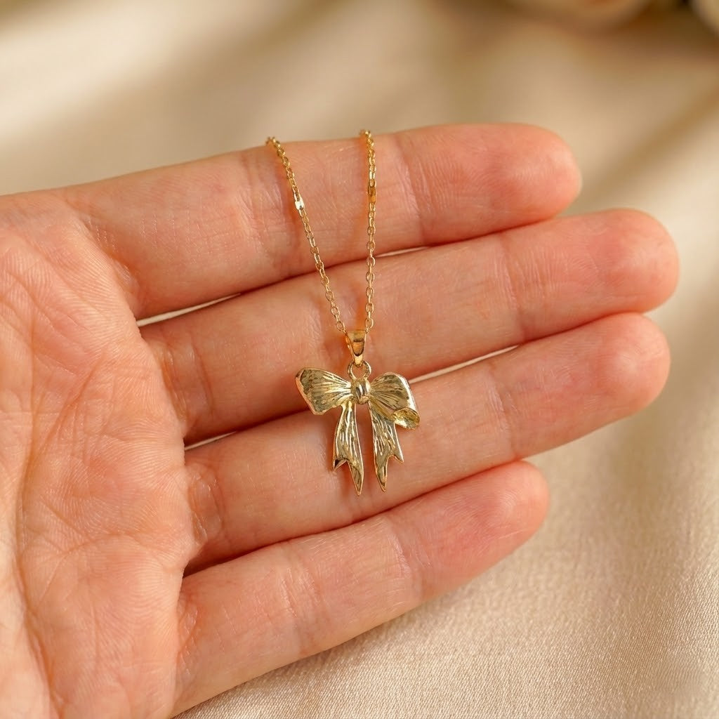 Classic Ribbon Charm