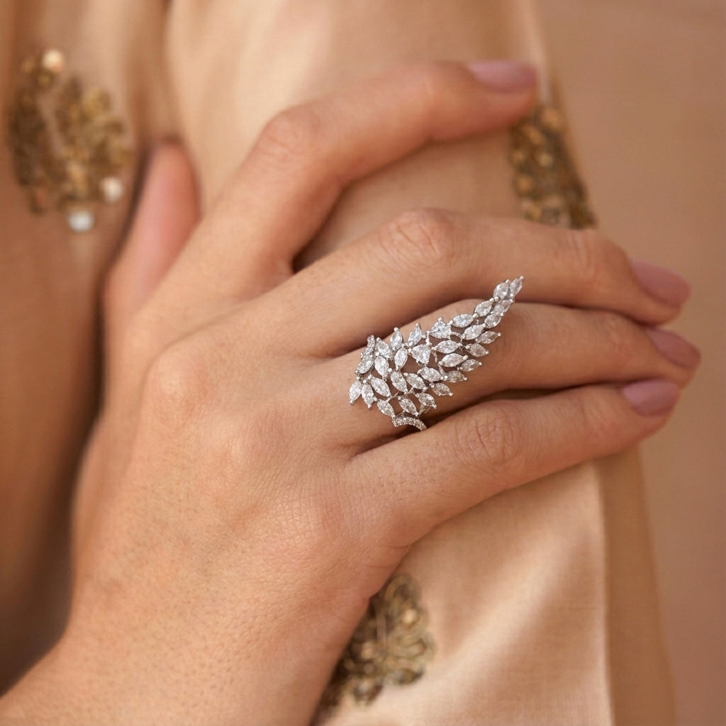 The Frosty Leaf Ring