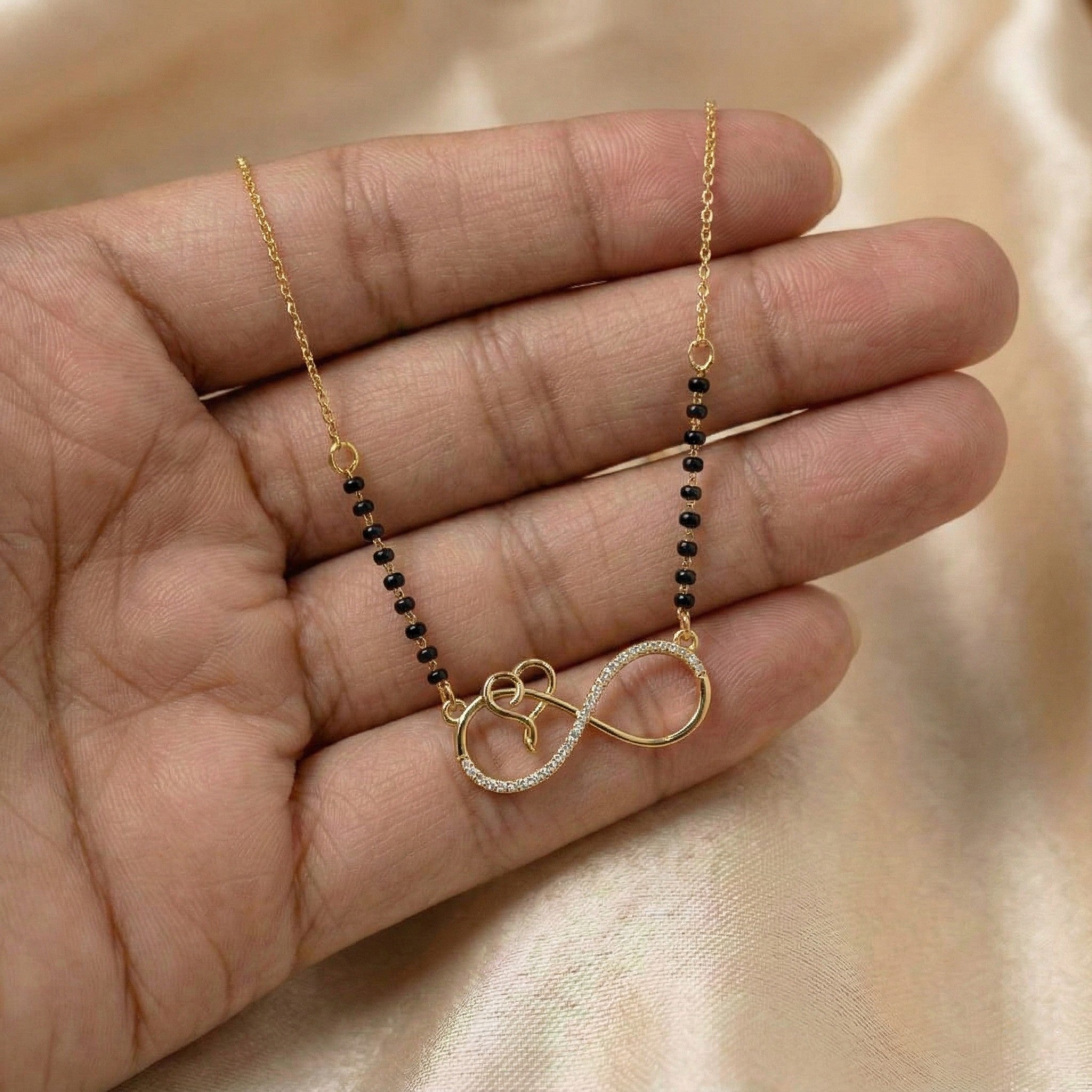 Avira Mangalsutra