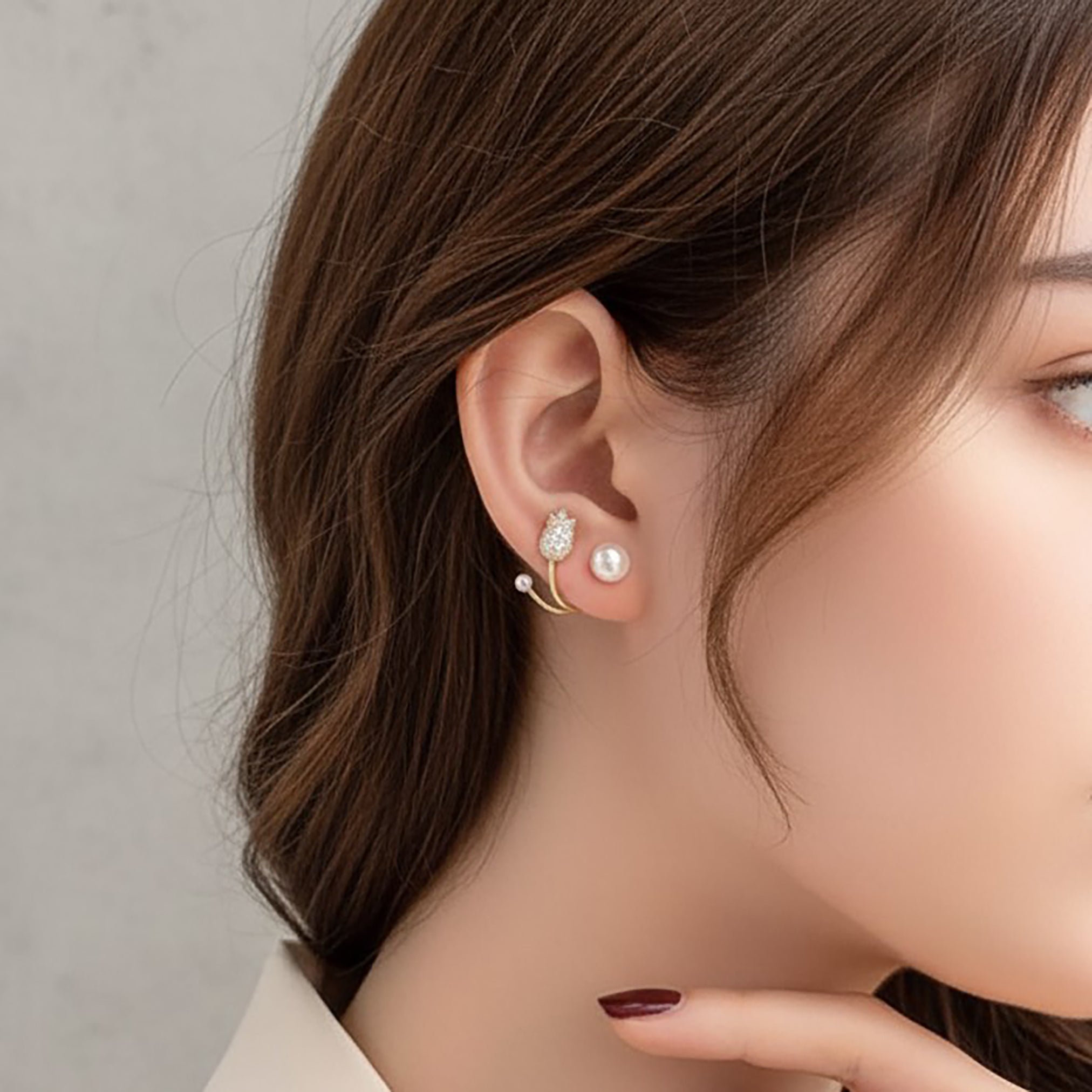 Elegant Flower Pearl Studs