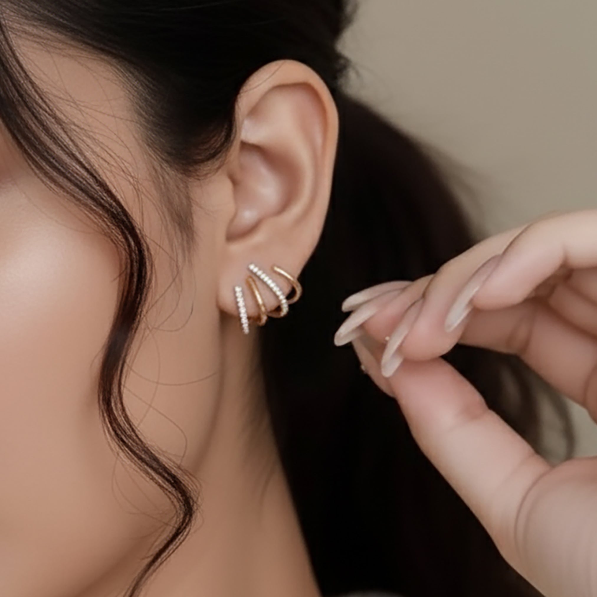 Elegant Twist Line Earrings