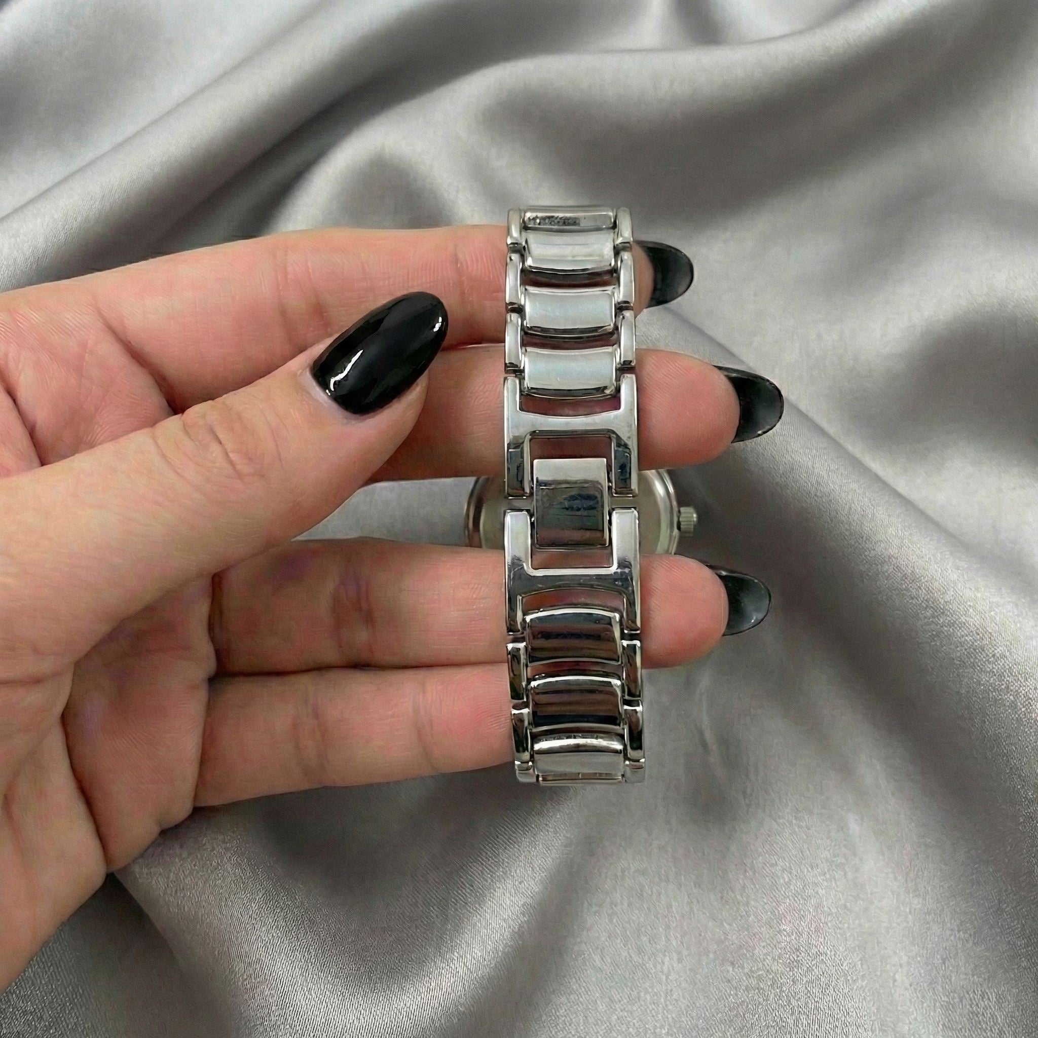 The IIRAYA Signature Silver Essential Duo